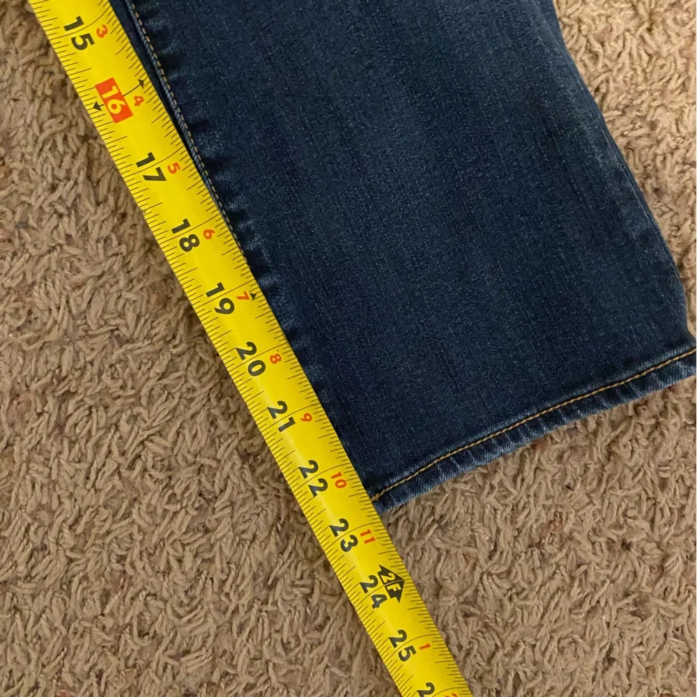 American Eagle Artist Crop Womens Jeans size 6